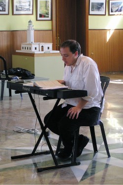 Barceló, profesor de coro e historia de la música en el Conservatorio de Cartagena